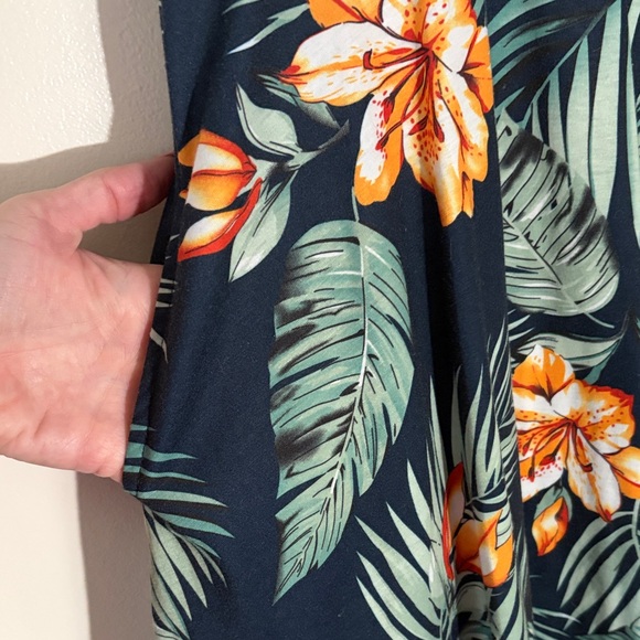 Floral Sleeveless Dress - Navy and Orange - Picture 3 of 4